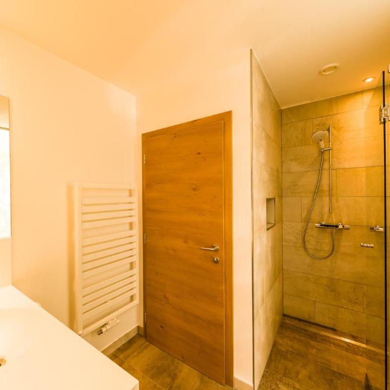 Weingut-Wohlfühlzimmer Adam-Lieleg - Chambre Double Deluxe - 16