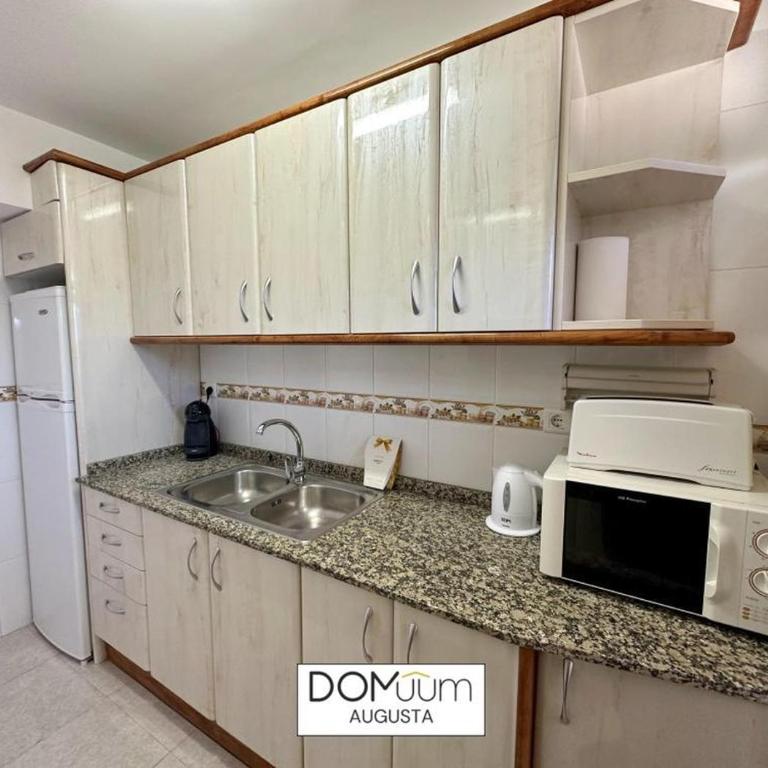 DOMuum Holidays - AUGUSTA Family Home - Three-Bedroom Apartment - 11