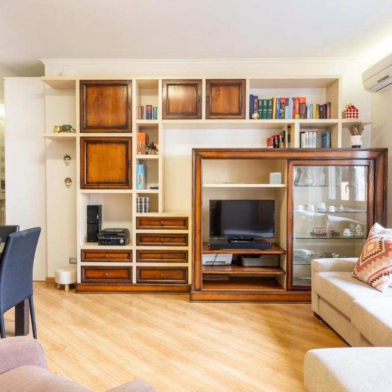 Furio Family Flat, A Few Steps from Metro A Stop - Appartamento con 2 Camere da Letto - 10