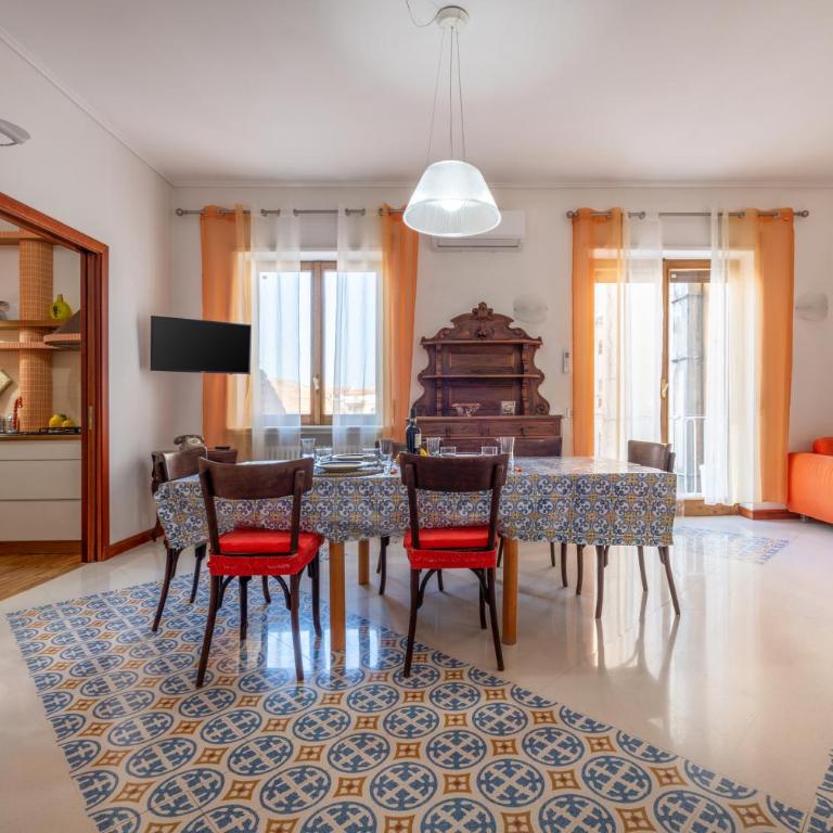 Marziale Luxury Apartment - Three-Bedroom Apartment - 4