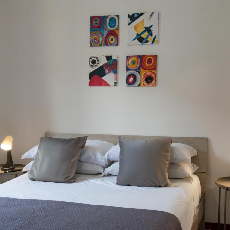 Marziale Luxury Apartment - Three-Bedroom Apartment - 31