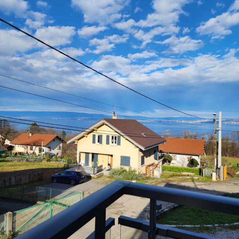Studio lumineux avec grande terrasse et vue lac, Parking privé - Appartement-Studio avec 1 Lit Double - 9