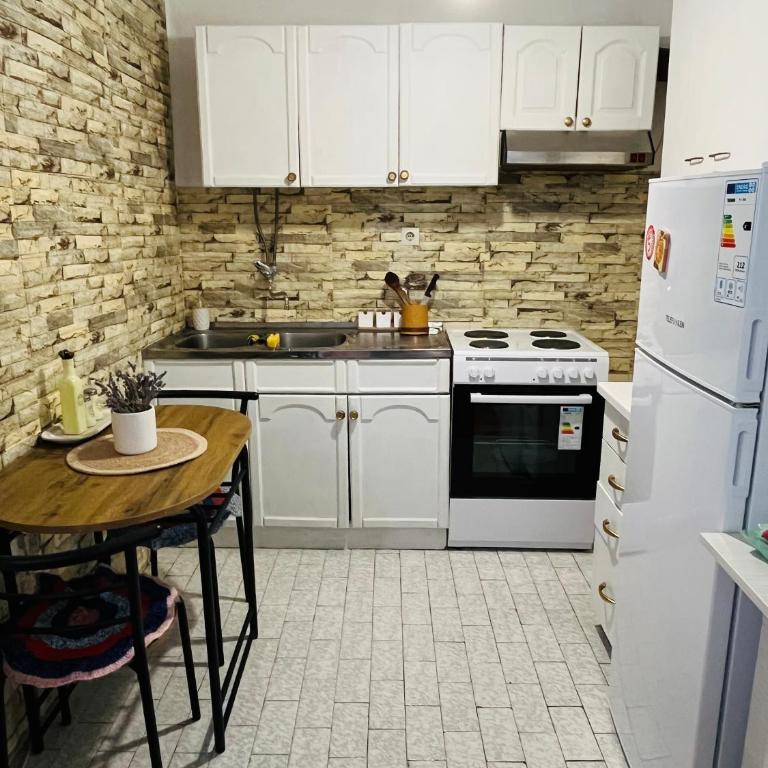 Tradicional Apartment - One-Bedroom Apartment - 11