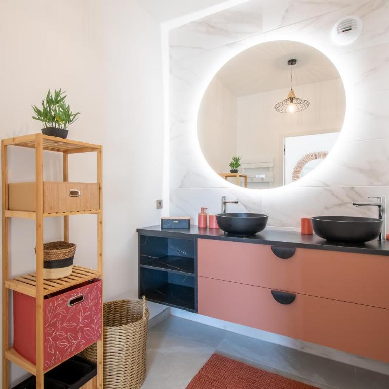 Le SALTA - Three-Bedroom Deluxe Apartment - 28