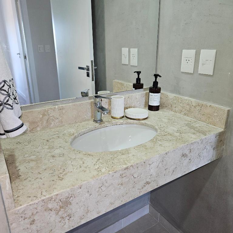 MODERN APARTMENT, 1 HAB, Piscina, ZONA Shopping del Sol - One-Bedroom Apartment - 9