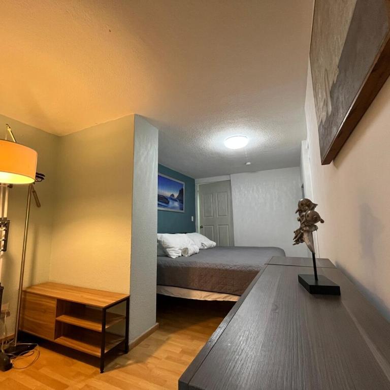 Near the best spots in Polanco - Three-Bedroom Apartment - 33