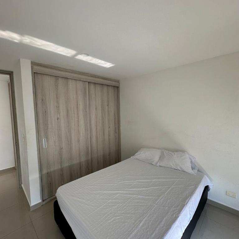 ApartaEstudio - Apartamento de 1 dormitorio - 3