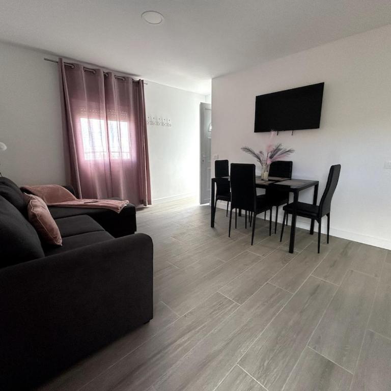 Viva Forest Apartment, Stevier - One-Bedroom Apartment - 9