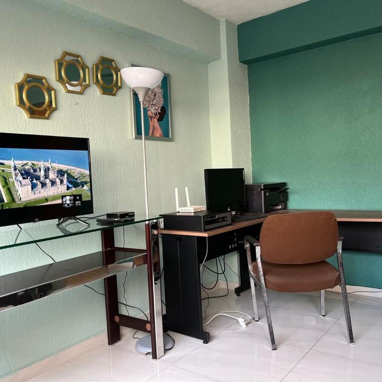 Espacioso con oficina y internet de alta velocidad - Apartamento de 1 dormitorio - 26