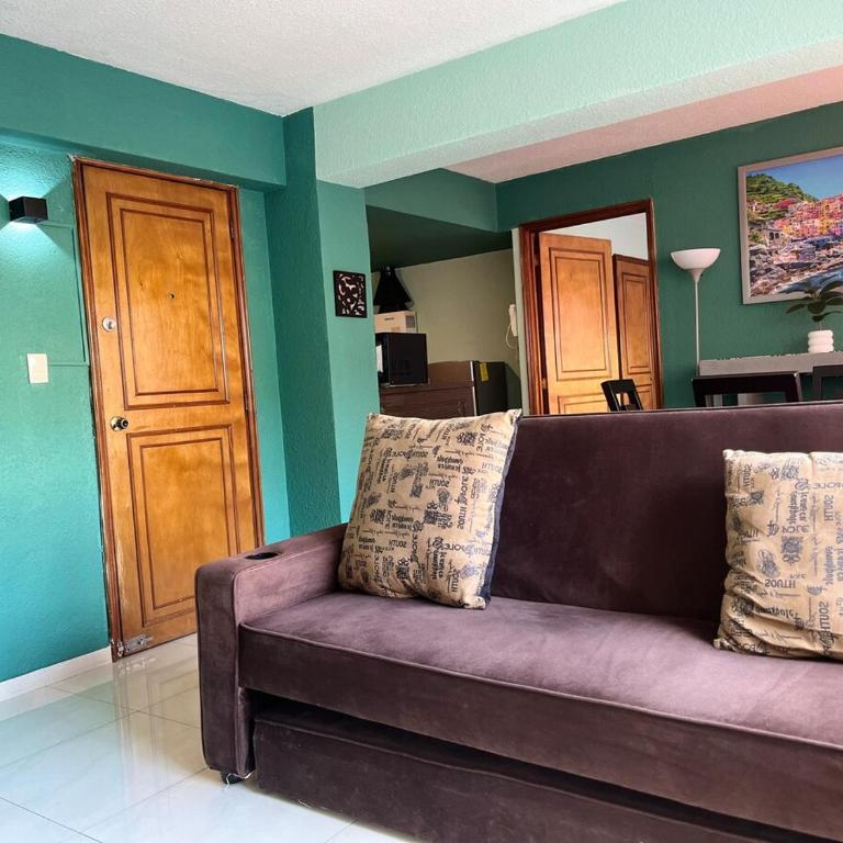 Espacioso con oficina y internet de alta velocidad - Apartamento de 1 dormitorio - 39