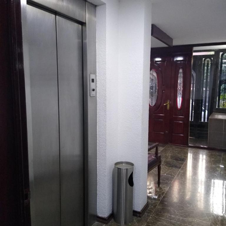 Espacioso con oficina y internet de alta velocidad - Apartamento de 1 dormitorio - 41