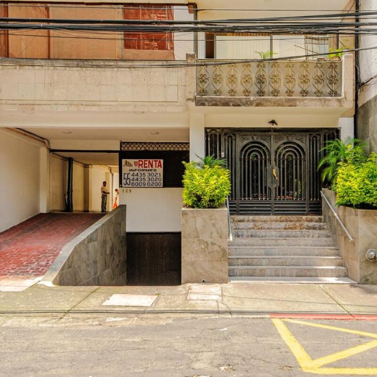 Espacioso con oficina y internet de alta velocidad - Apartamento de 1 dormitorio - 42