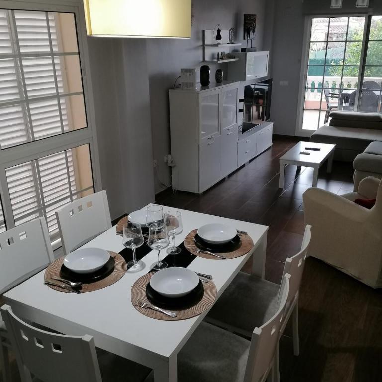 Vivienda en Jerez de la Frontera - Casa de 4 dormitorios - 2