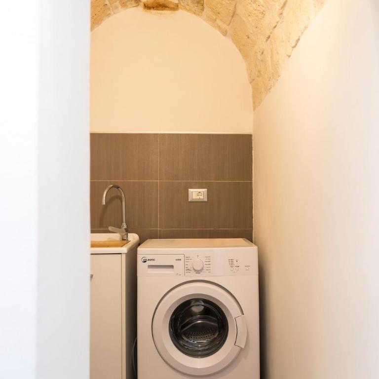 Leopardi 14 - Casa ottocentesca con terrazza - Appartamento con 1 Camera da Letto e Terrazza - 22