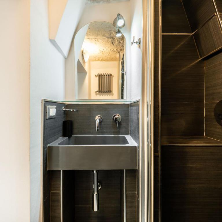 Leopardi 14 - Casa ottocentesca con terrazza - Appartamento con 1 Camera da Letto e Terrazza - 23