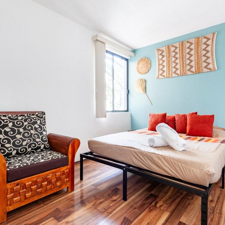 Spacious apartment located very close to WTC - Three-Bedroom Apartment - 3