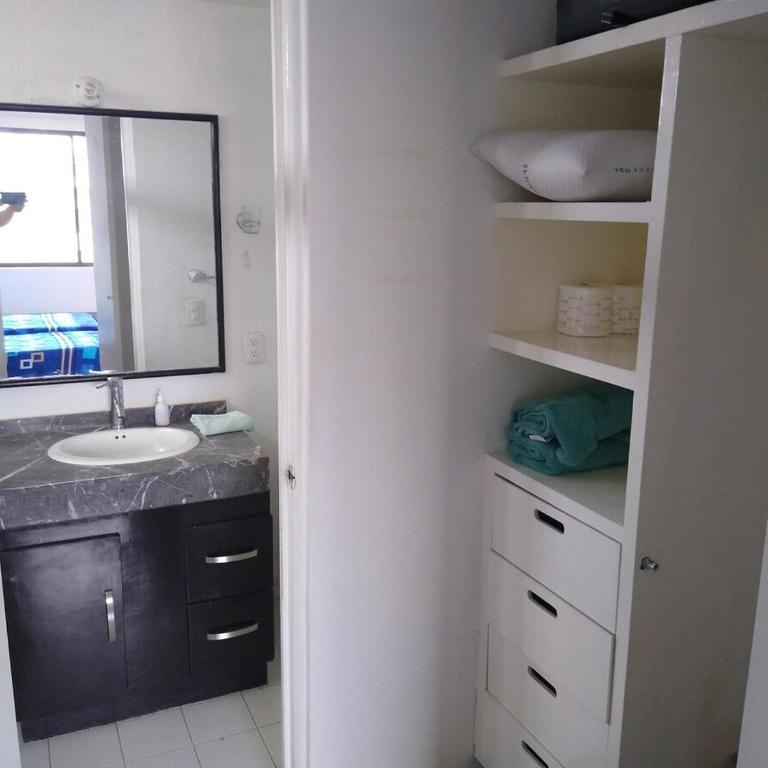 Spacious apartment located very close to WTC - Three-Bedroom Apartment - 8