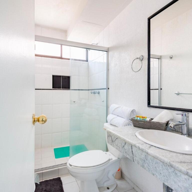 Spacious apartment located very close to WTC - Three-Bedroom Apartment - 56