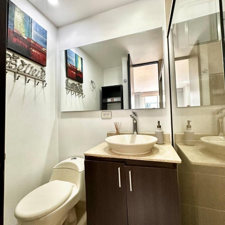 Hermoso apartamento en El Poblado - Apartamento de 2 dormitorios - 2