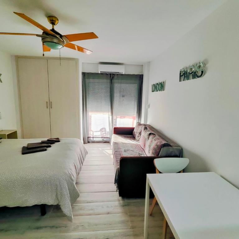 Minerva with views of the sea and Benalmadena - Estudio con cama extragrande y sofá cama - 15