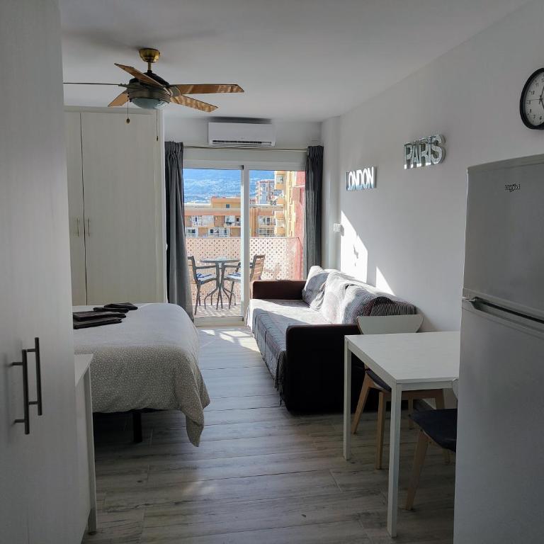 Minerva with views of the sea and Benalmadena - Estudio con cama extragrande y sofá cama - 32