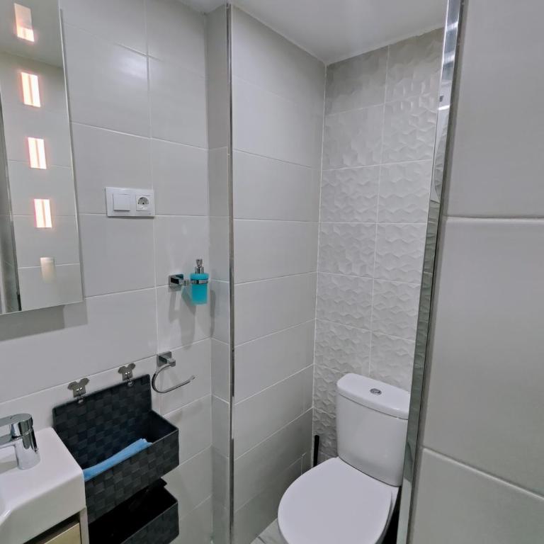 Minerva with views of the sea and Benalmadena - Estudio con cama extragrande y sofá cama - 23