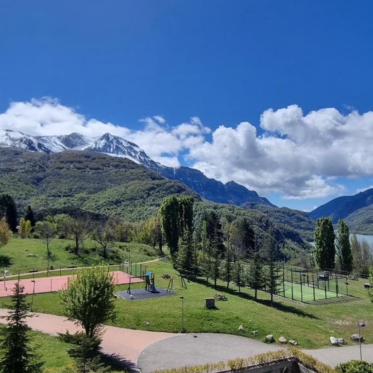 Chalet 4d en Panticosa en urbanización con piscina y padel - Casa - 6