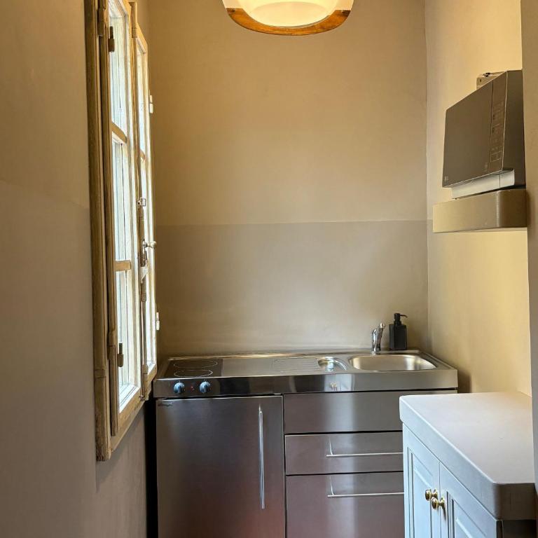 Numa Florence Palazzo San Niccolò - Large Studio with Kitchen and Sofa Bed - 8