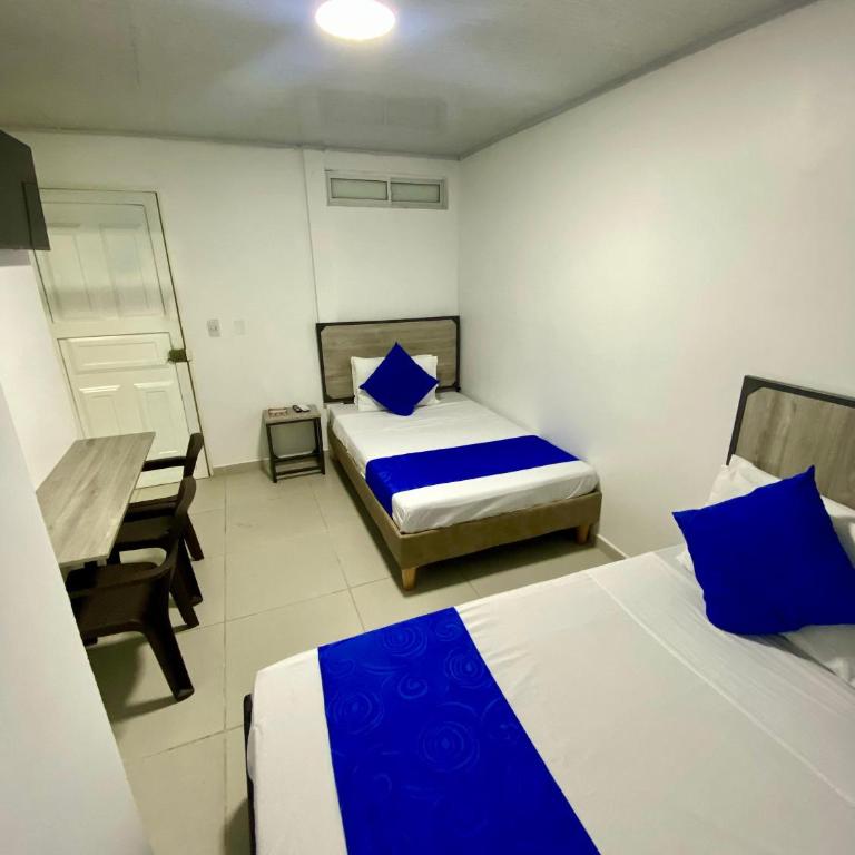 HOTEL ELITE - Habitación Triple - 3