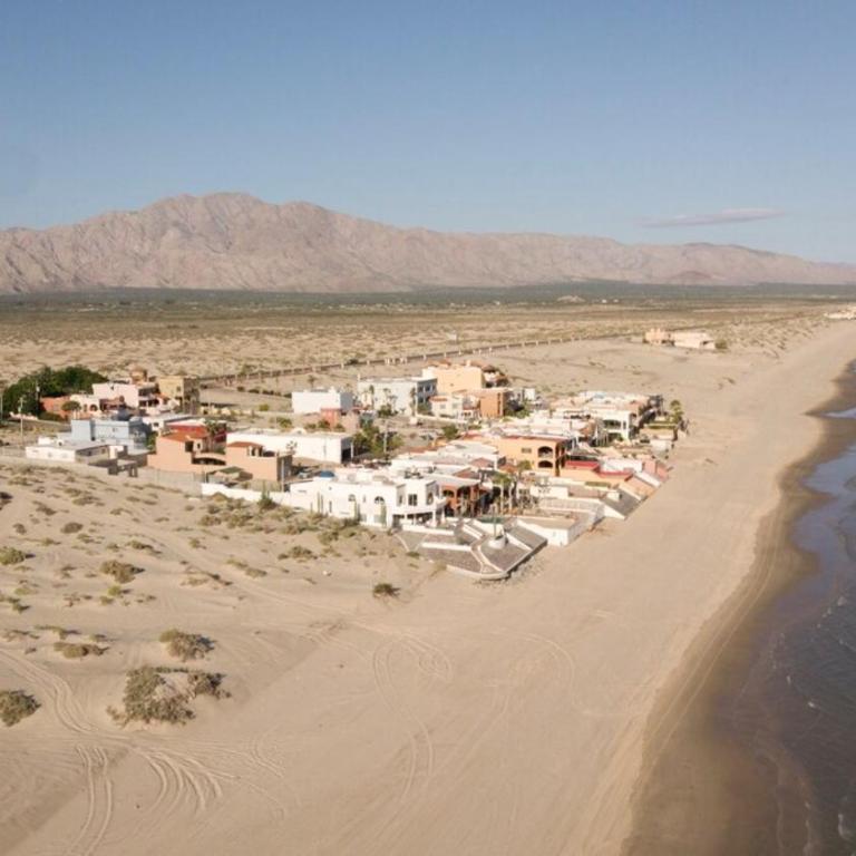 Beach Condo 7-- Sleeps 8, Pool, WiFi, AC, Security - Apartamento de 2 dormitorios - 27