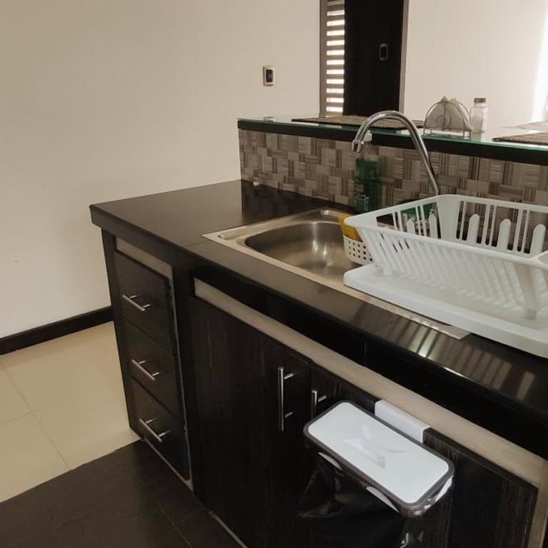 Hermoso Apartamento a 5 minutos del centro - Three-Bedroom Apartment - 11