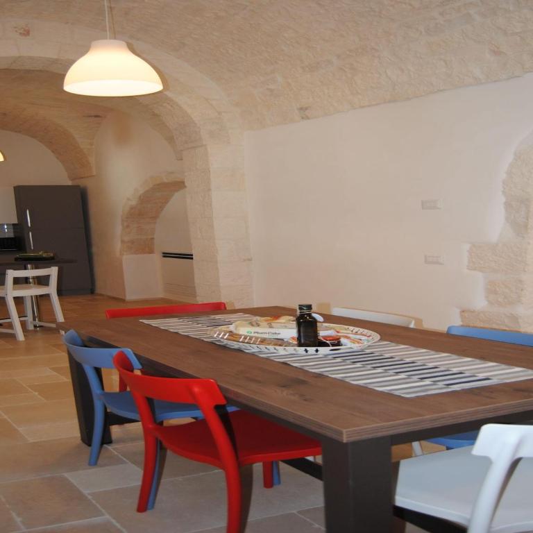 Trullo in Puglia with Private Pool and Charm - Casa Vacanze con 3 Camere da Letto - 12