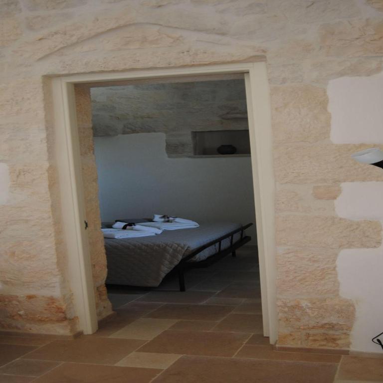 Trullo in Puglia with Private Pool and Charm - Casa Vacanze con 3 Camere da Letto - 25