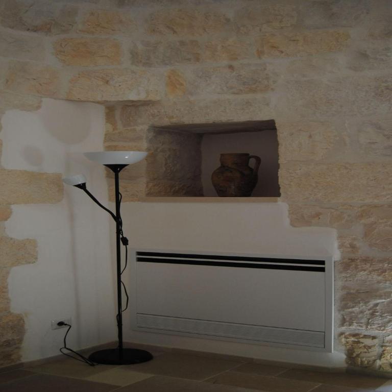 Trullo in Puglia with Private Pool and Charm - Casa Vacanze con 3 Camere da Letto - 24
