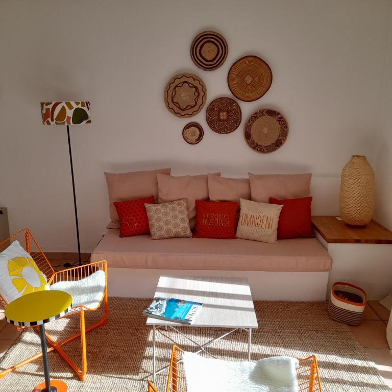 Le Mazet des Jasmins - Two-Bedroom Cottage - 1