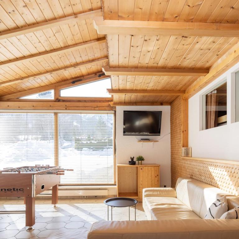 Idyllische Gruppenunterkunft für bis zu 20 Personen - Zum Hüttenklaus - Deluxe Apartment mit 4 Schlafzimmern - 1