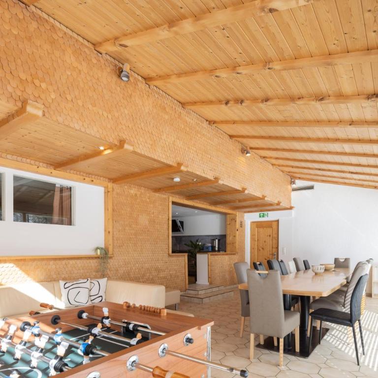 Idyllische Gruppenunterkunft für bis zu 20 Personen - Zum Hüttenklaus - Deluxe Apartment mit 4 Schlafzimmern - 3