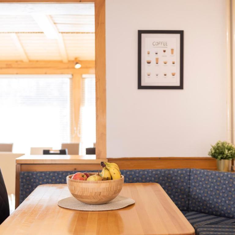 Idyllische Gruppenunterkunft für bis zu 20 Personen - Zum Hüttenklaus - Deluxe Apartment mit 4 Schlafzimmern - 12
