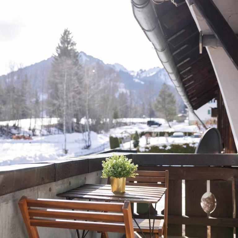 Idyllische Gruppenunterkunft für bis zu 20 Personen - Zum Hüttenklaus - Deluxe Apartment mit 4 Schlafzimmern - 49