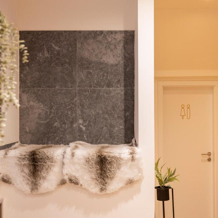 Idyllische Gruppenunterkunft für bis zu 20 Personen - Zum Hüttenklaus - Deluxe Apartment mit 4 Schlafzimmern - 34
