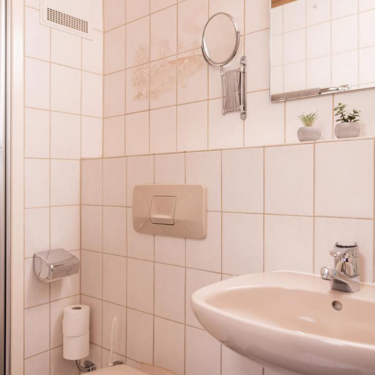 Schöne FeWo für 6-8 Personen bei Zum Hüttenklaus - Apartment mit 3 Schlafzimmern - 17