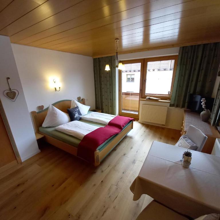 Ferienwohnung Landhaus Lechner - Apartment mit Dusche - 3