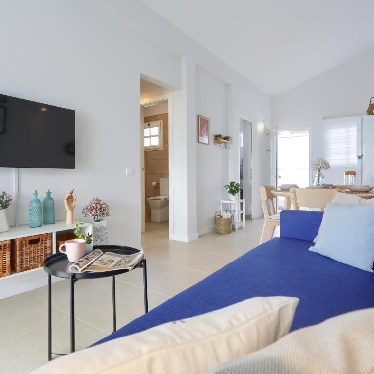 Recently renovated, with views, barbecue and outdoor shower - One-Bedroom Apartment - 21
