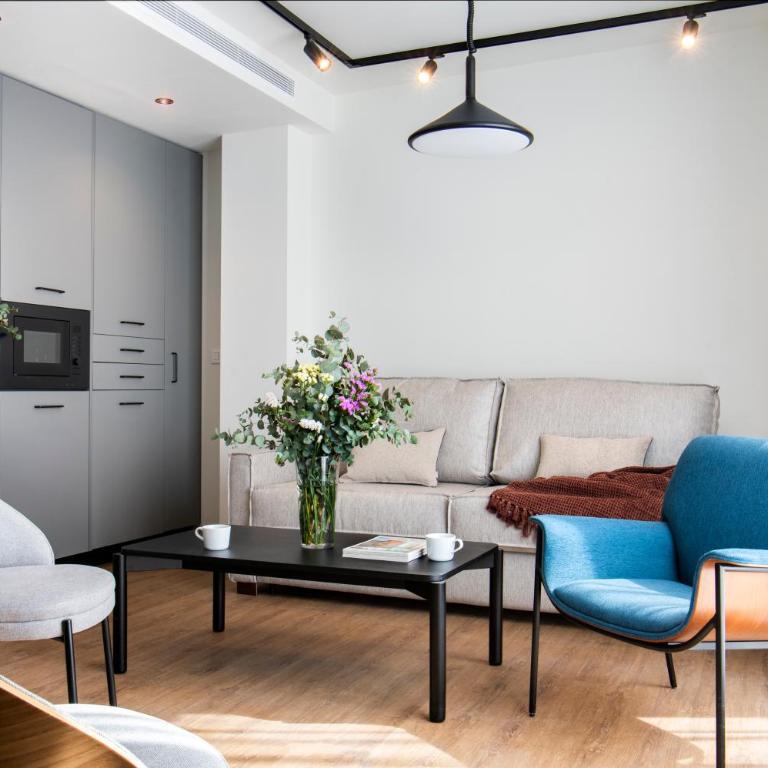 Magno Apartments Castilla - Ático con terraza y bañera de hidromasaje privada - 4