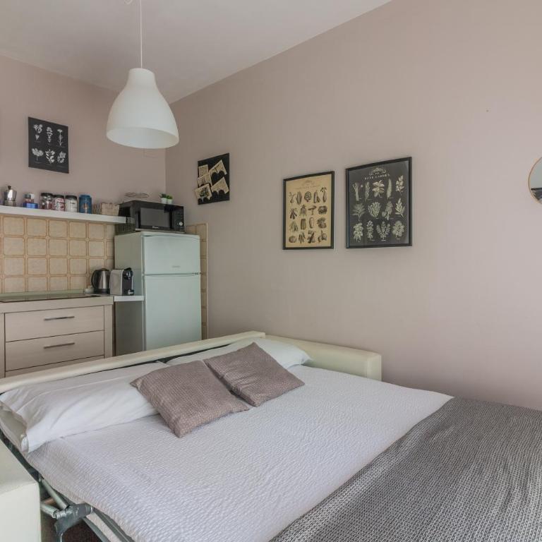 Roberta s Home - Appartamento con Balcone - 17