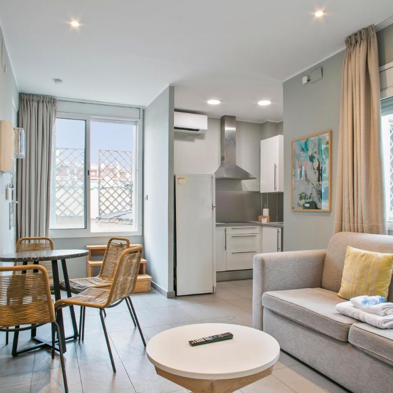 Alcam Entenza - One-Bedroom Apartment - 6