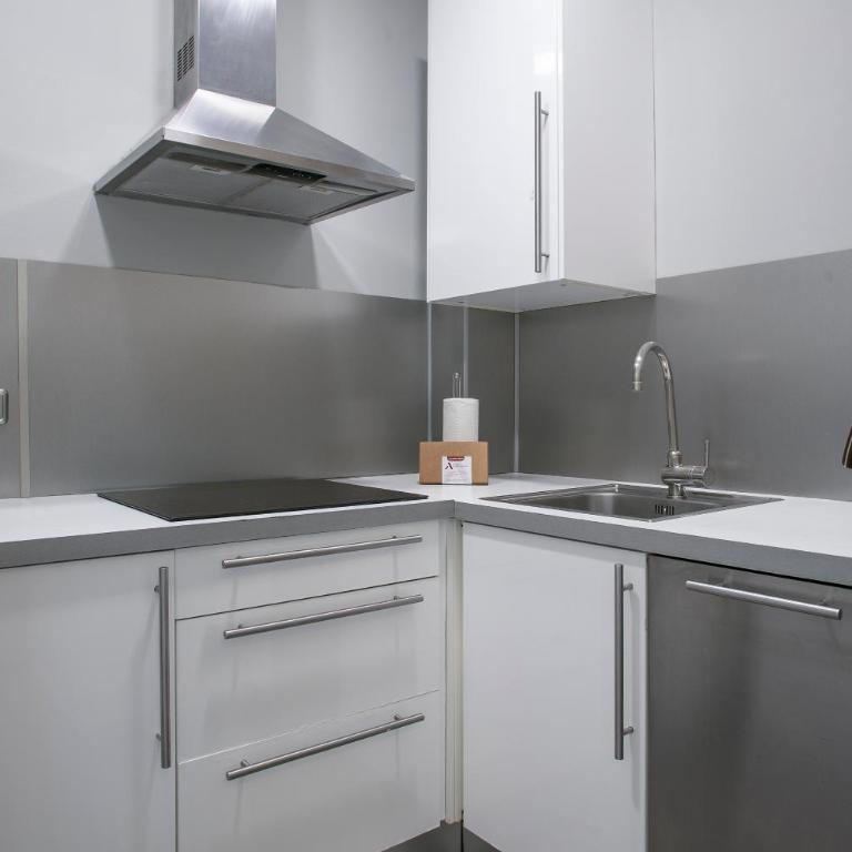 Alcam Entenza - One-Bedroom Apartment - 17