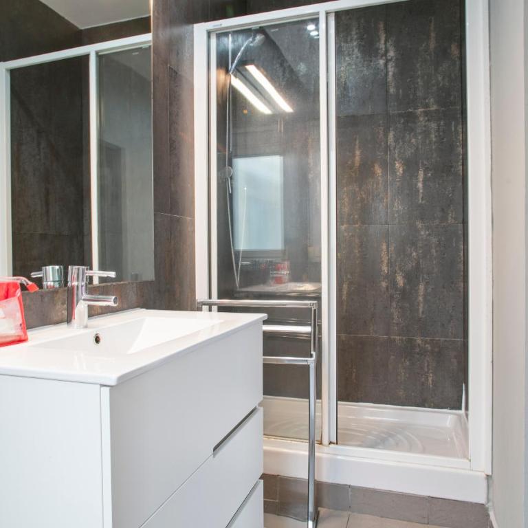 Alcam Entenza - One-Bedroom Apartment - 16