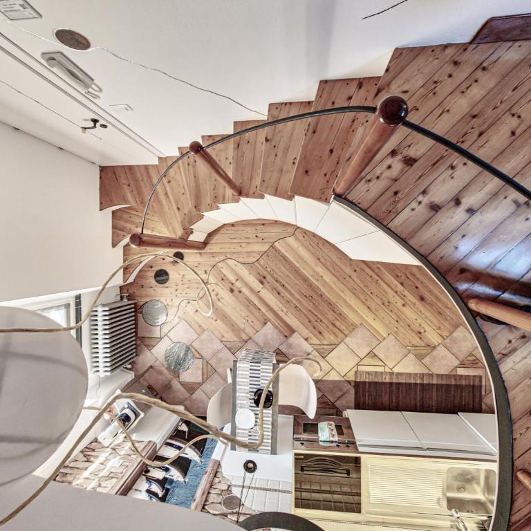 Nautical Micro-Loft con Parcheggio Privato - Monolocale su 2 Livelli - 5