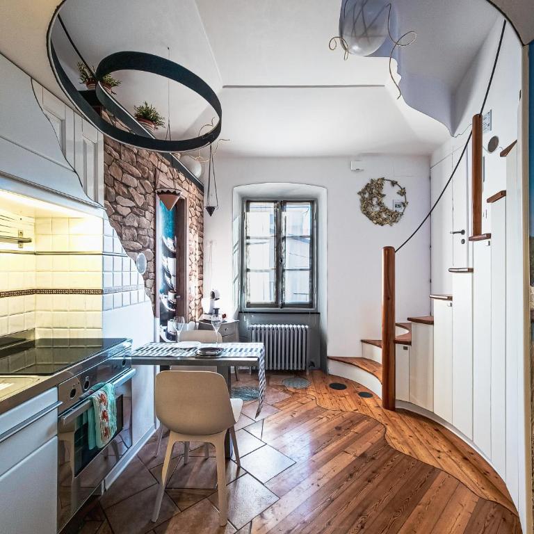 Nautical Micro-Loft con Parcheggio Privato - Monolocale su 2 Livelli - 4